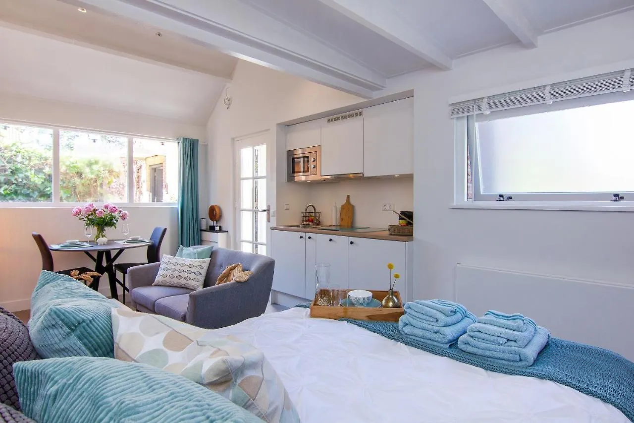 아파트 Coast Guesthouse 잔드보르트