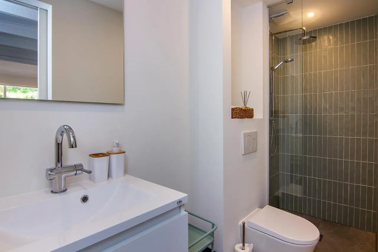 Coast Guesthouse 잔드보르트 아파트